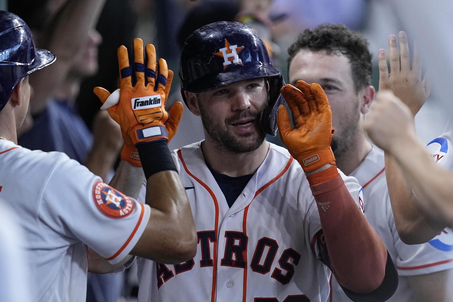 McCormick homers twice and drives in 4 runs to lead the Astros to