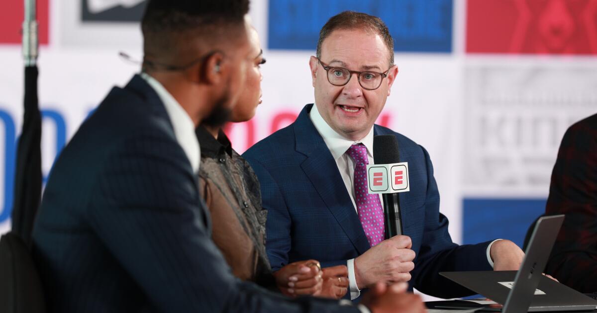 Qui prendra la relève d’Adrian Wojnarowski en tant qu’initié NBA d’ESPN ?