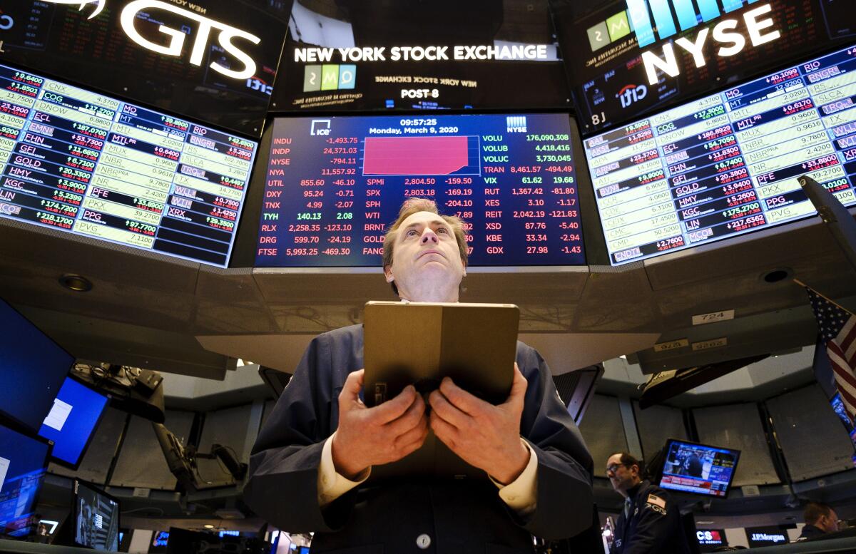 El miedo a una nueva oleada de covid-19 no consigue desanimar a Wall Street