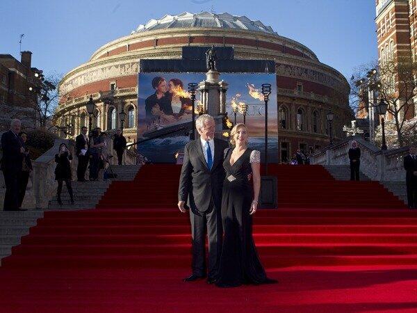 James Cameron resurrected his 1997 blockbuster "Titanic" on Tuesday at the Royal Albert Hall -- this time in 3-D. The re-release comes 100 years after the luxury ocean liner met its icy demise.