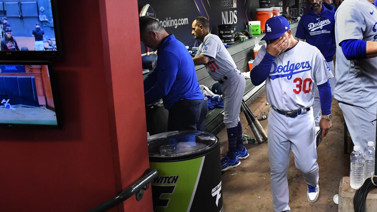 Win or lose, Dodgers' fans will always wear their L.A. hats - Los