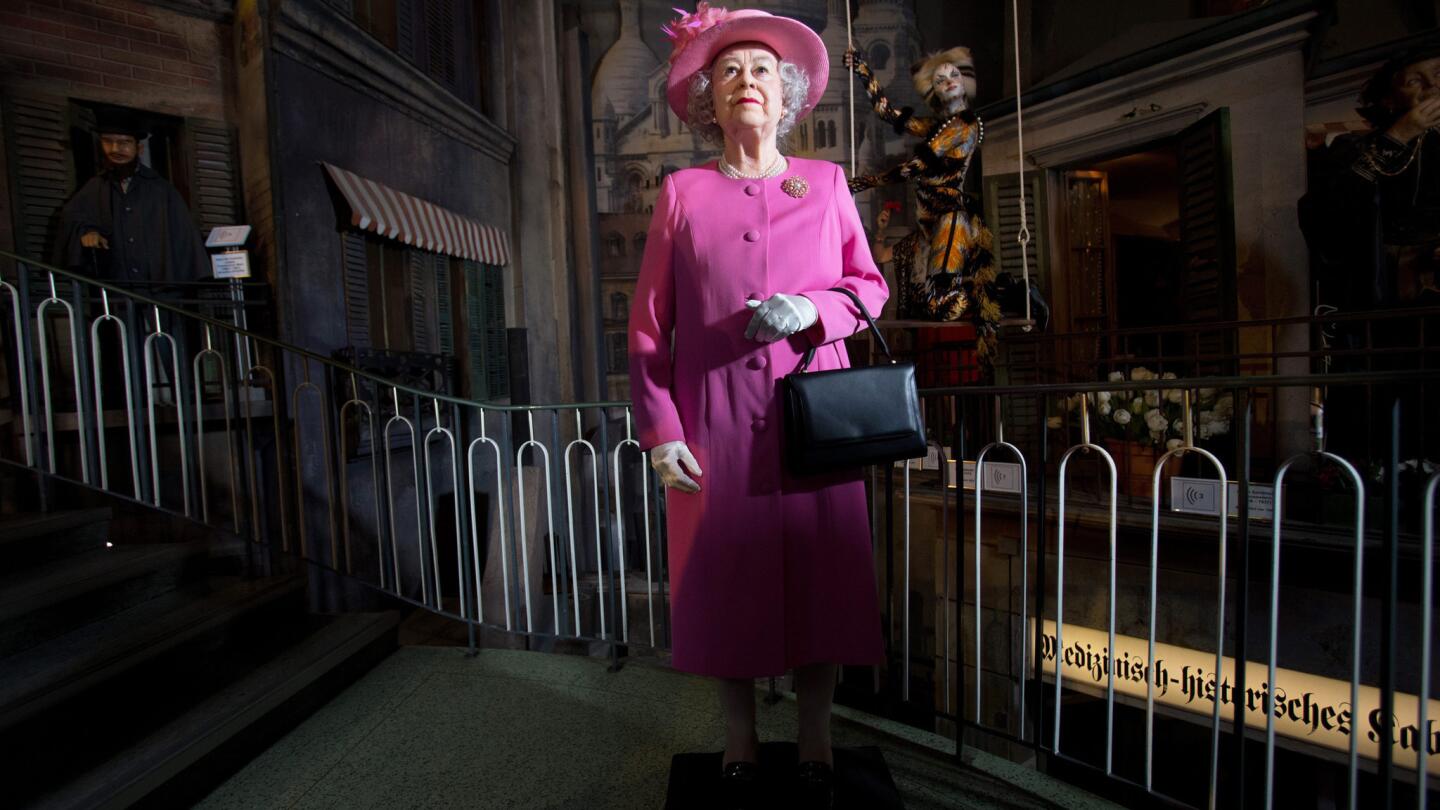 Celebrity of Wax | Queen Elizabeth II