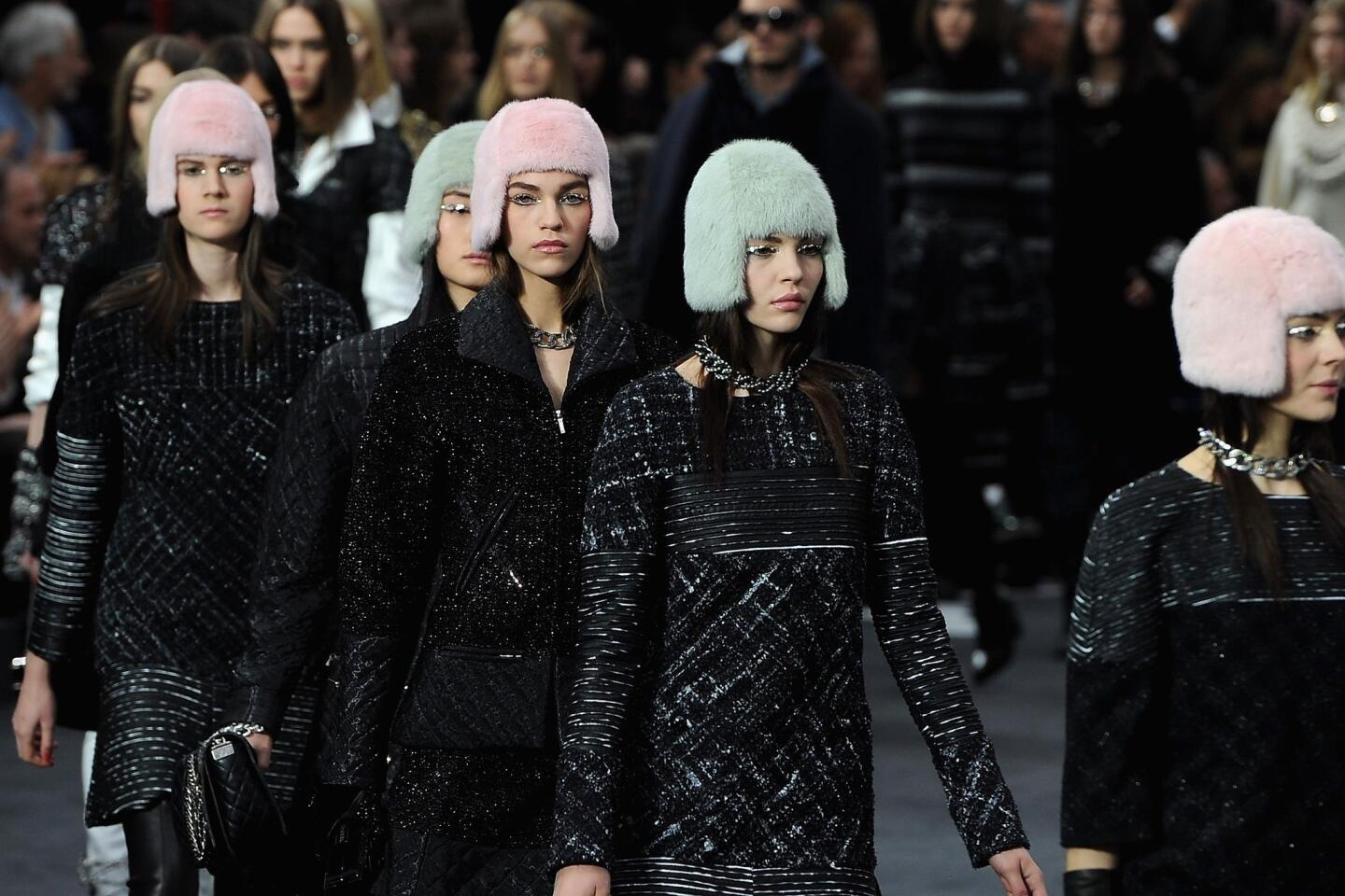 Paris Fashion Week fall 2013: Chanel review - Los Angeles Times