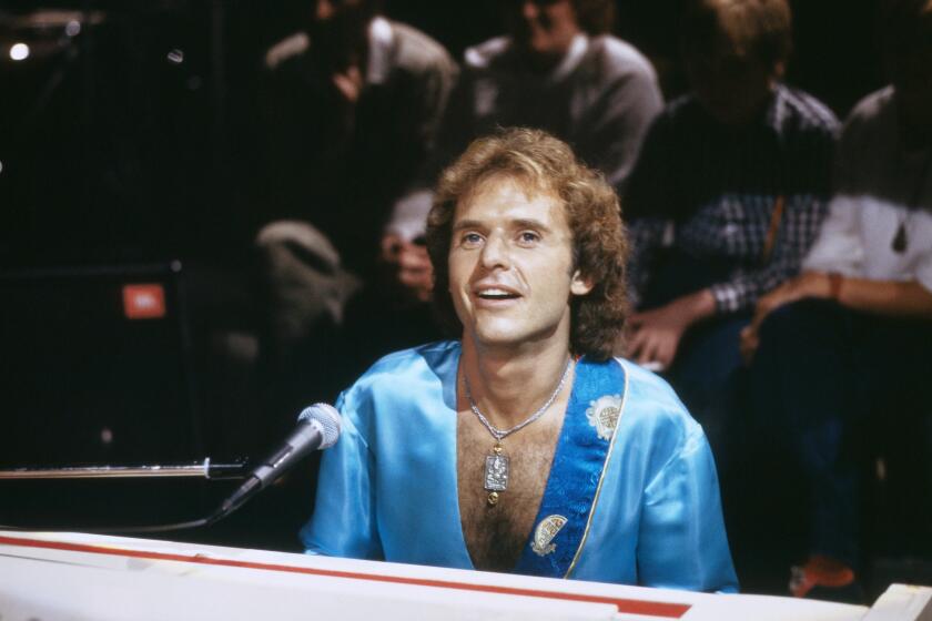 Gary Wright, amerikanischer Musiker, Sanger und Komponist, bei einem Auftritt 1978. (Photo by kpa/United Archives via Getty Images)