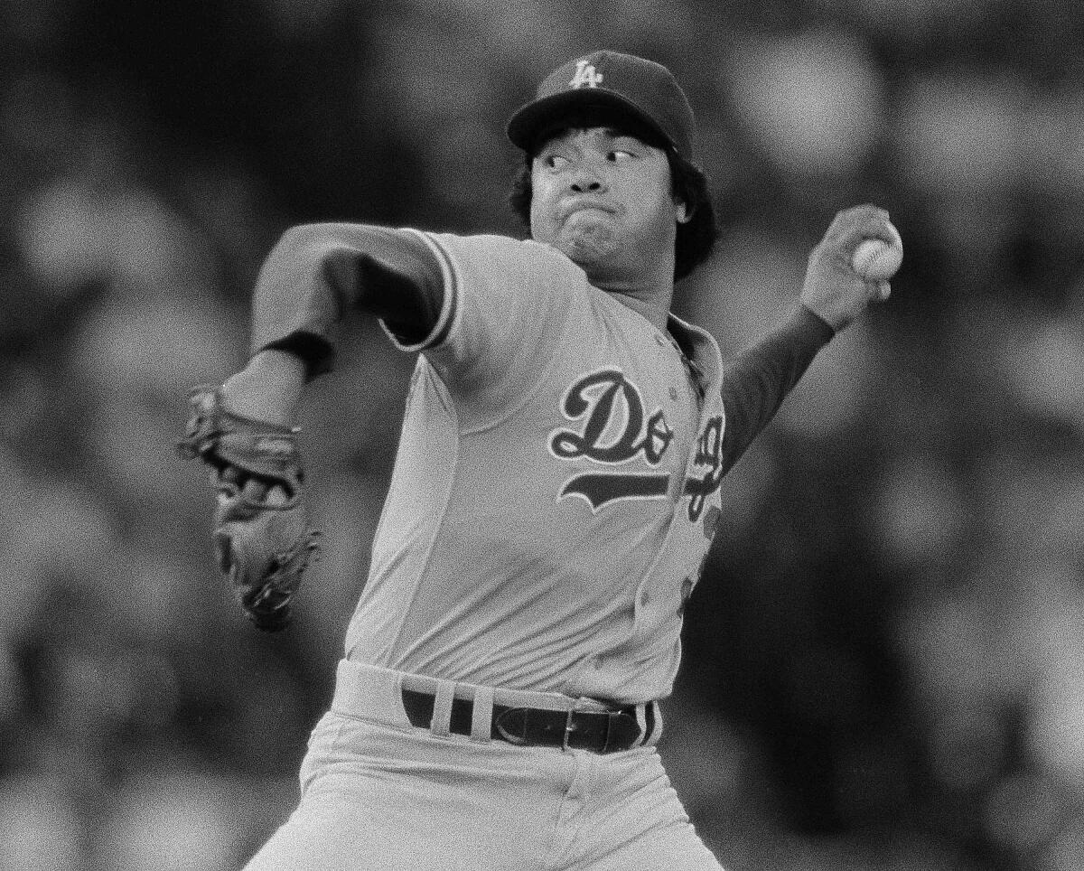 Fernando Valenzuela pitches during the Dodgers' 1- 0 win over the Philadelphia phillies.