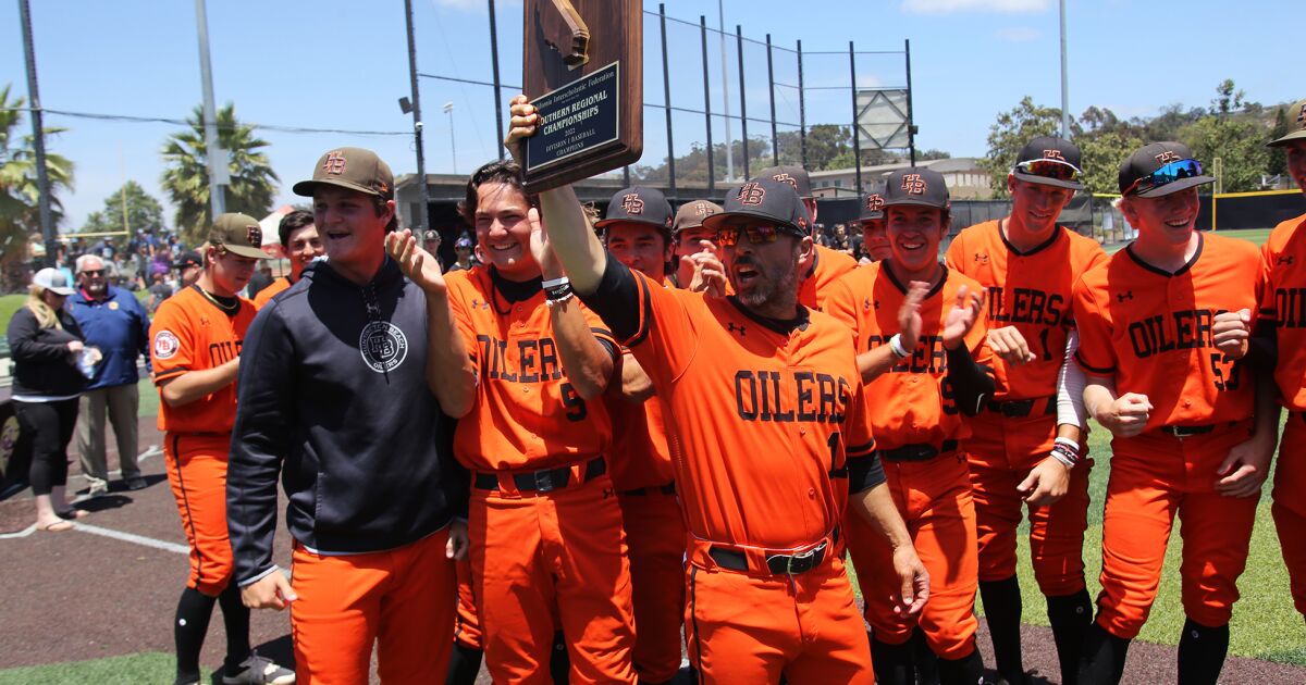Huntington Beach erupts in the ninth to win National High School Invitational