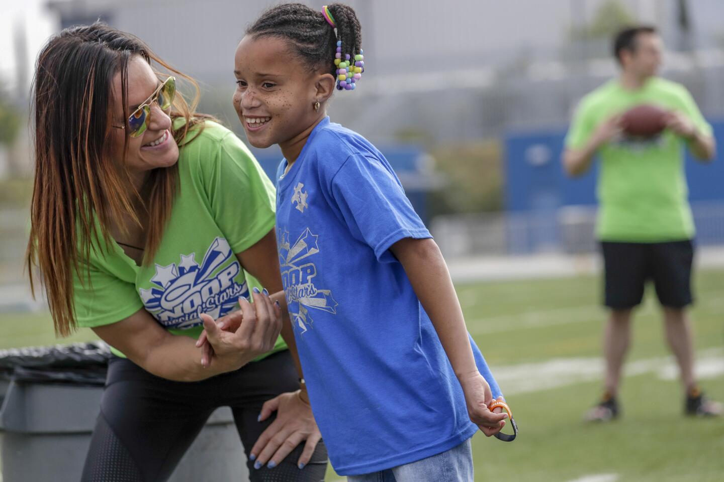9-year-old in Snoop Dogg's football league signs six-figure NIL deal - Los  Angeles Times