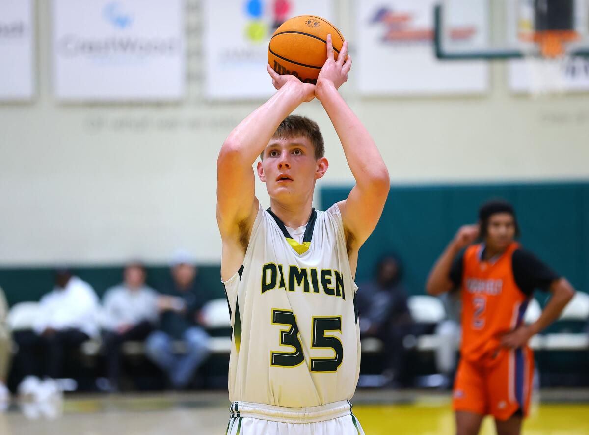 Damien's Nate Garcia scored 28 points in a win over Etiwanda on Thursday night.