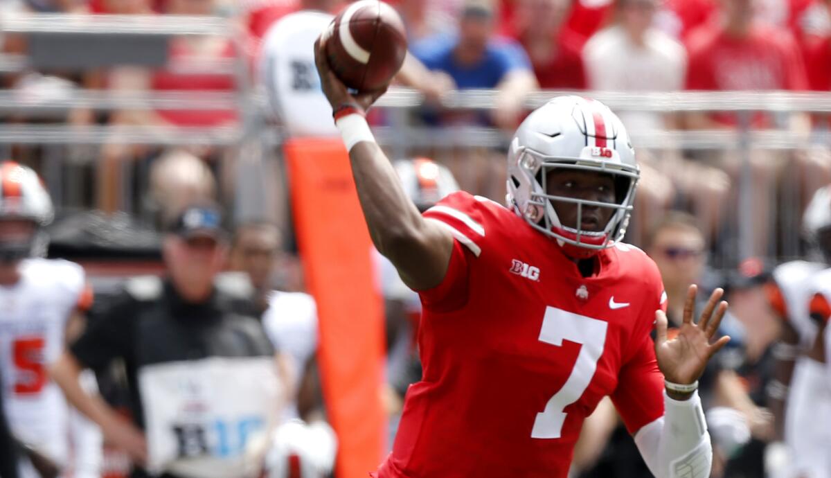 Ohio State quarterback Dwayne Haskins Jr. throws a pass against Oregon State during the first half Saturday.