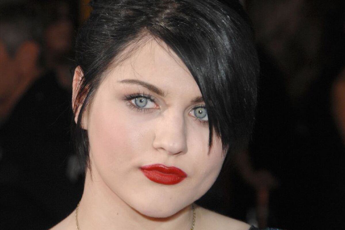 Frances Bean Cobain's mother, Courtney Love, supposedly used heroin during her pregnancy, so Frances was taken away. She also visited her father, Kurt Cobain, in rehab until he died. Love later disowned Frances, and photos of her taken by YSL's Hedi Slimane also drew a spotlight.