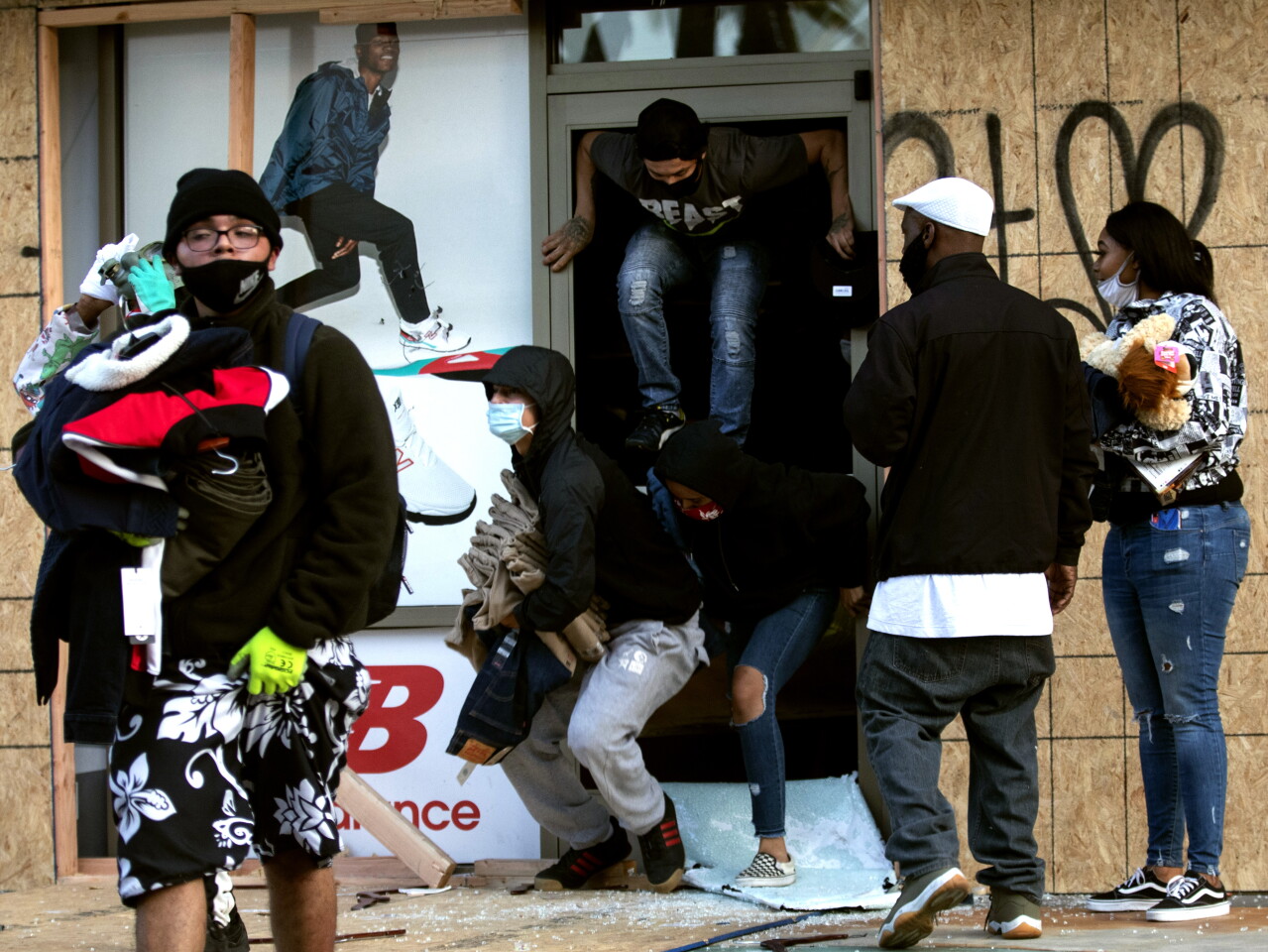 Looters In Store Looters who hit L.A. stores amid protests explain actions - Los Angeles ...
