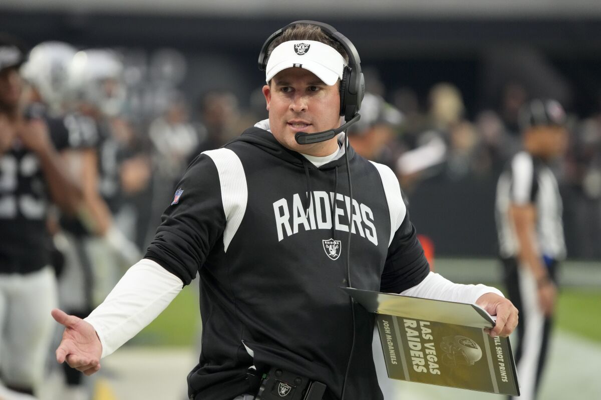 McDaniels welcomes mentor Belichick and Patriots to Vegas - The