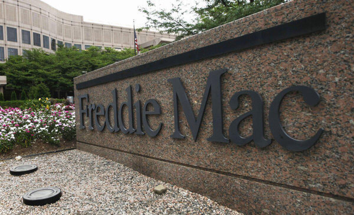Freddie Mac's weekly survey showed a slight decline in the 30-year mortgage rate.