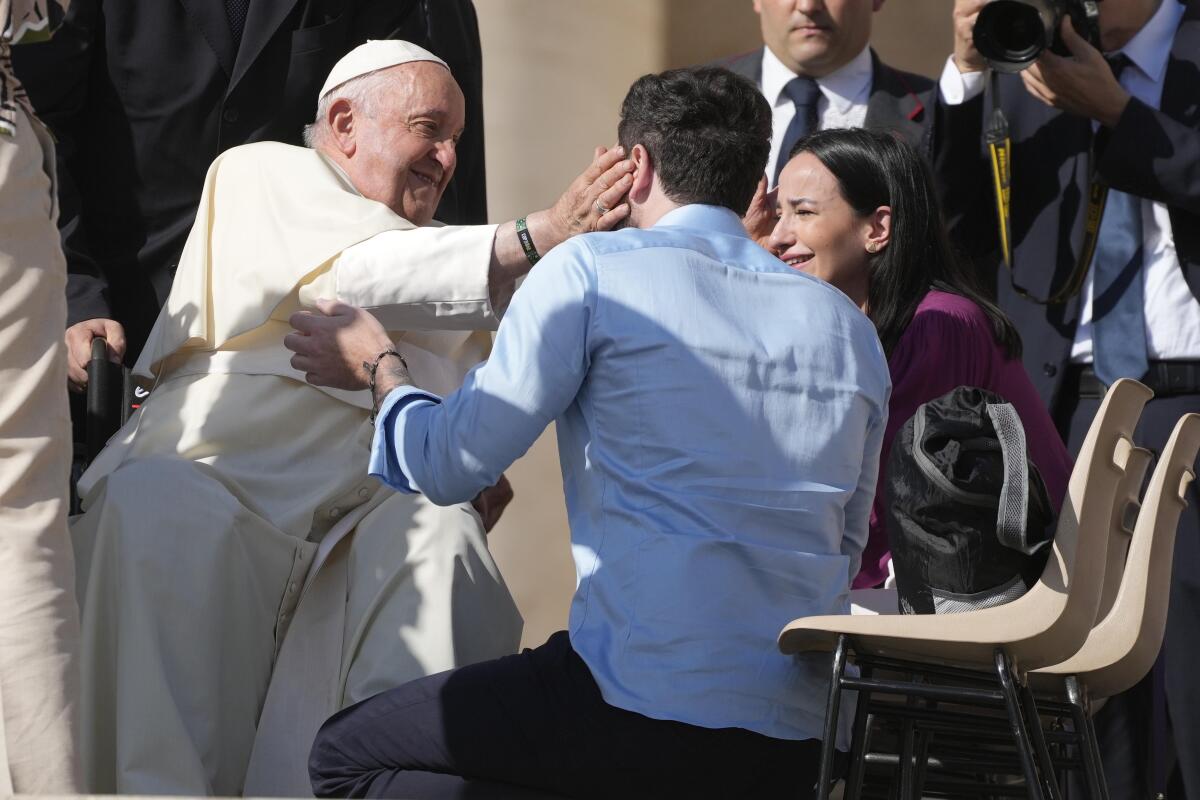 Pope Approves Blessings For Gay Couples Not To Resemble Marriage Los Angeles Times 