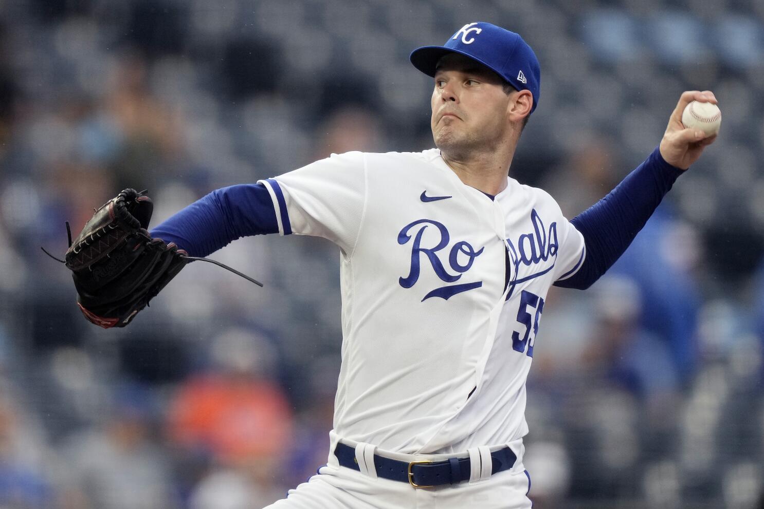Royals rookie Michael Massey gets 2 hits in first MLB start