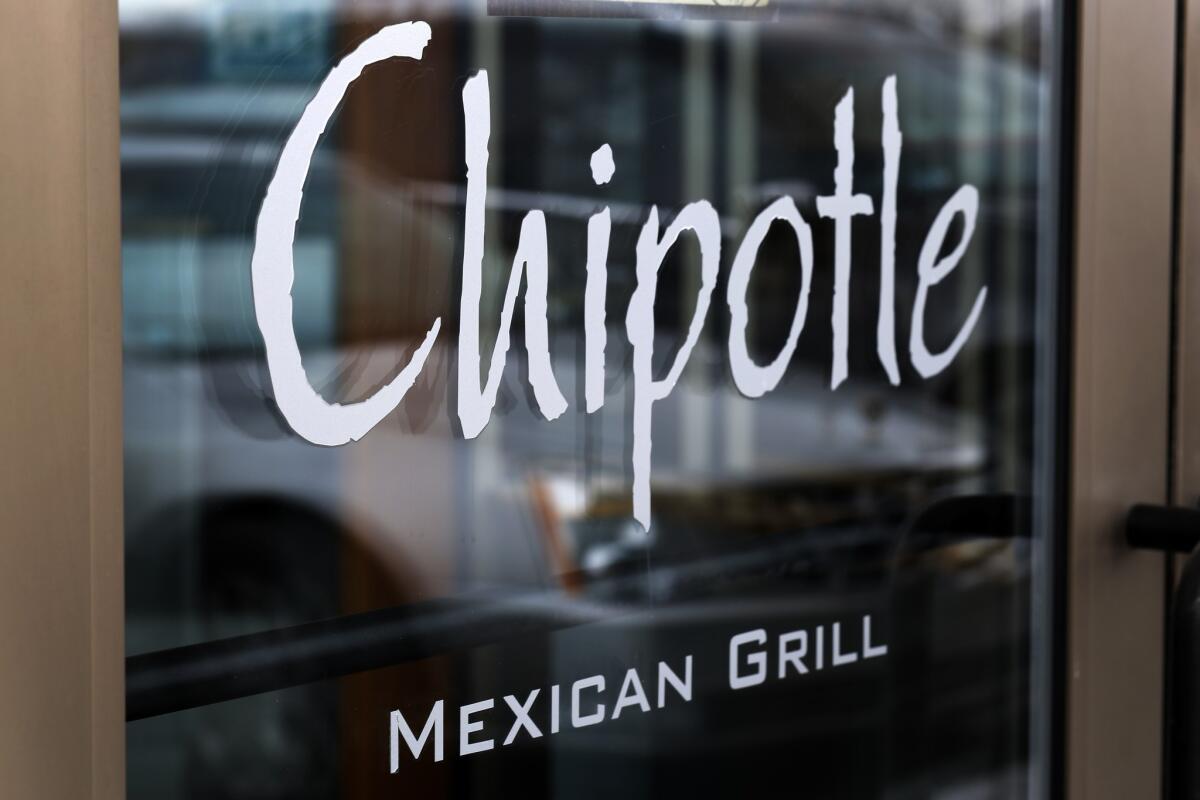 Chipotle is asking customers to keep their guns out of its restaurants.