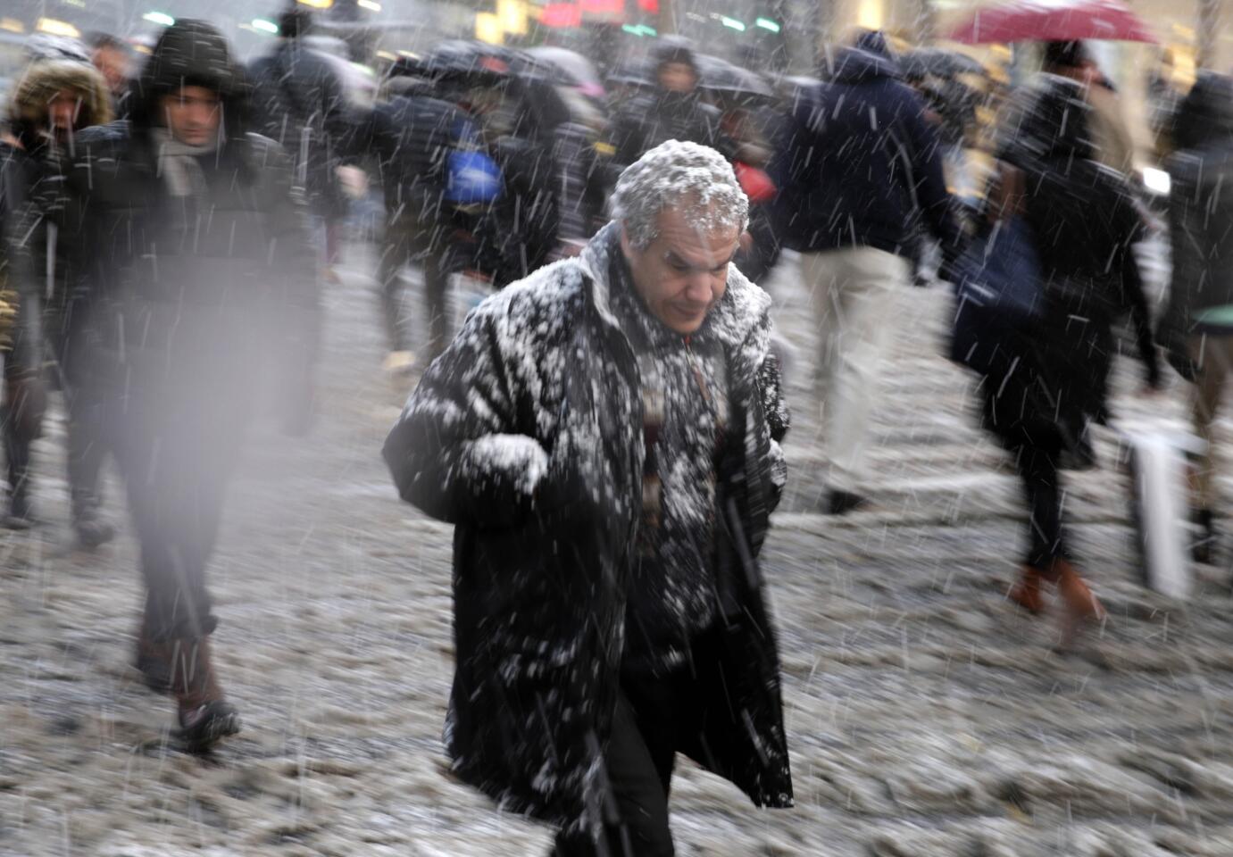 East Coast braces for major snowstorm