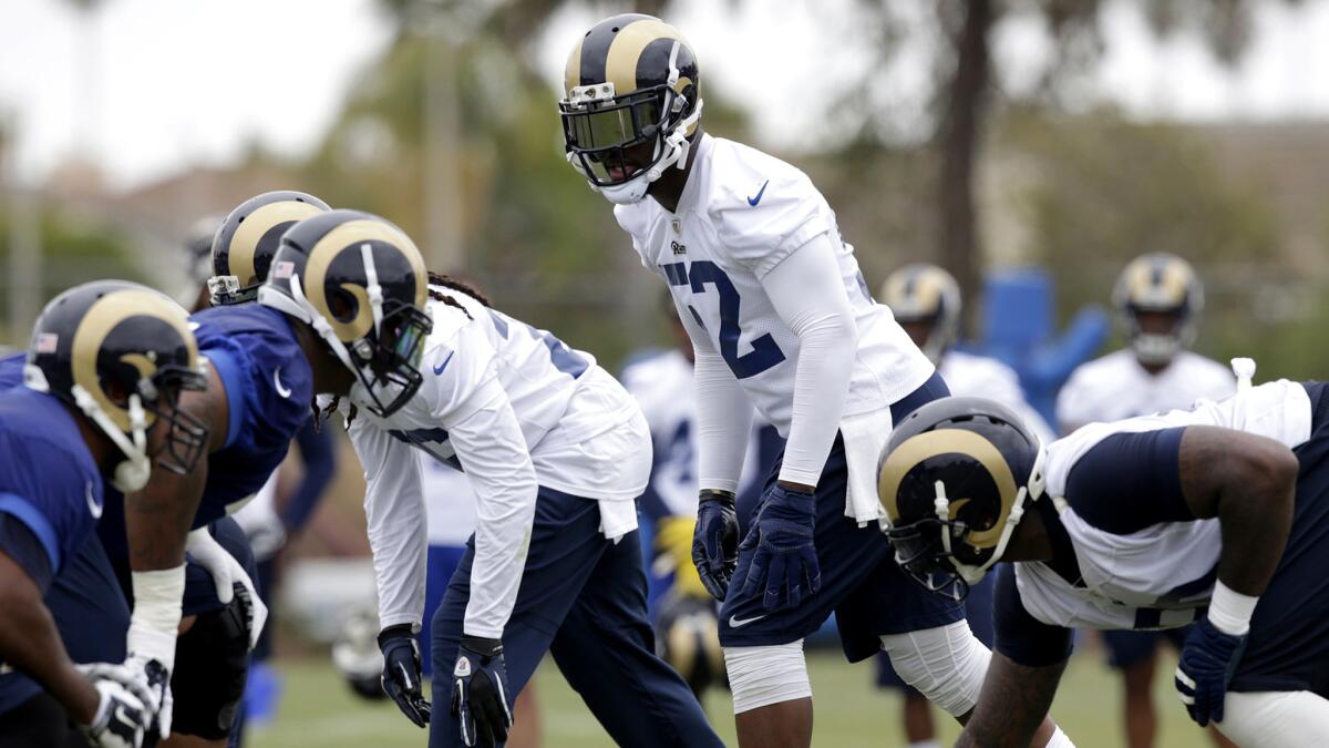 Alec Ogletree (52) will start at middle linebacker for the Rams on Saturday.