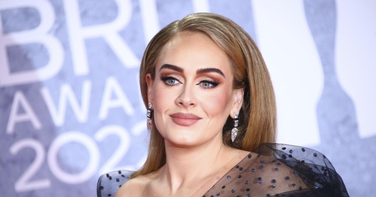 Adele Says One Woman's 'Boob Kept Falling Out' at Recent Las Vegas