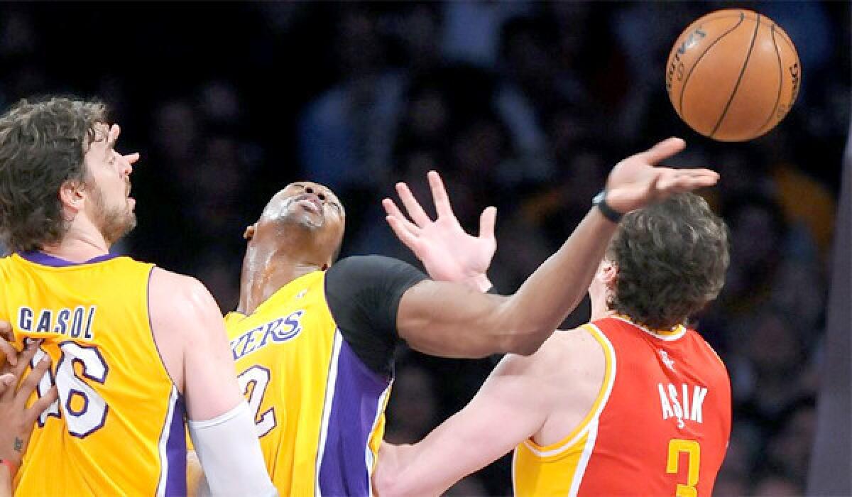 Dwight Howard became the youngest player in NBA history to record 9,000 rebounds during the Lakers' matchup with the Houston Rockets on Wednesday.