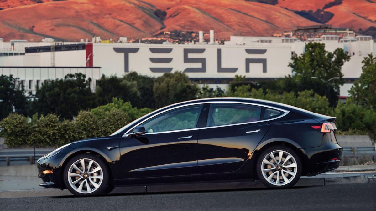 Tesla Model 3 can no longer be recommended, says Consumer Reports - Los  Angeles Times