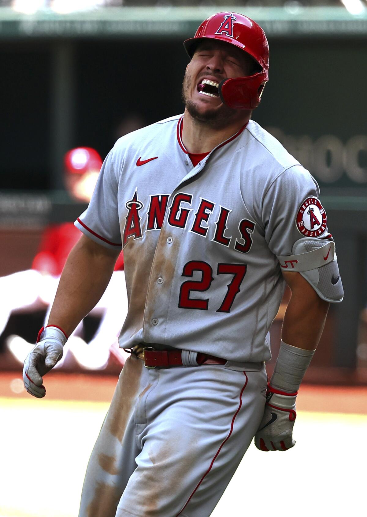 Mike Trout shows Angels what it's like to play against him - Los