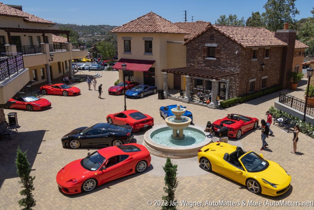 Ferraris around the fountain at Bella Cielo