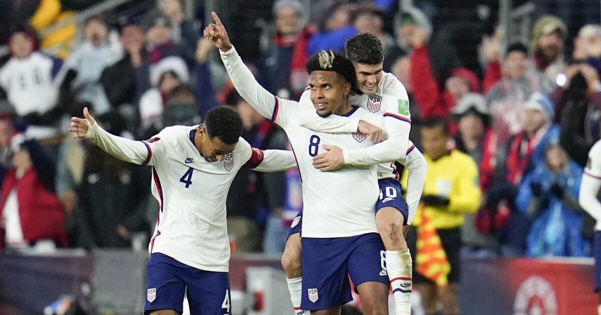 USMNT mengalahkan Meksiko 2-0 di kualifikasi Piala Dunia FIFA