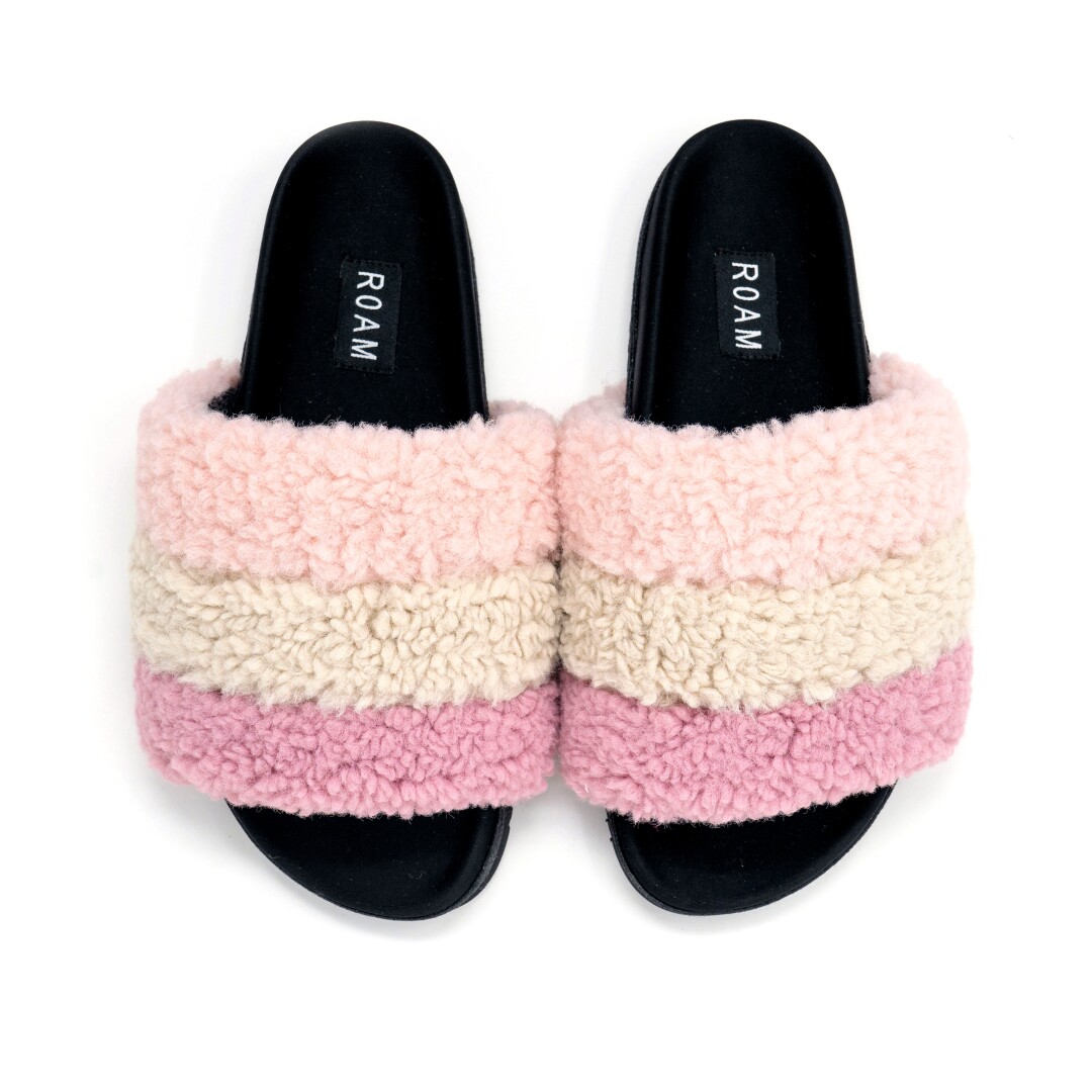 Roam Dream Puff slippers.