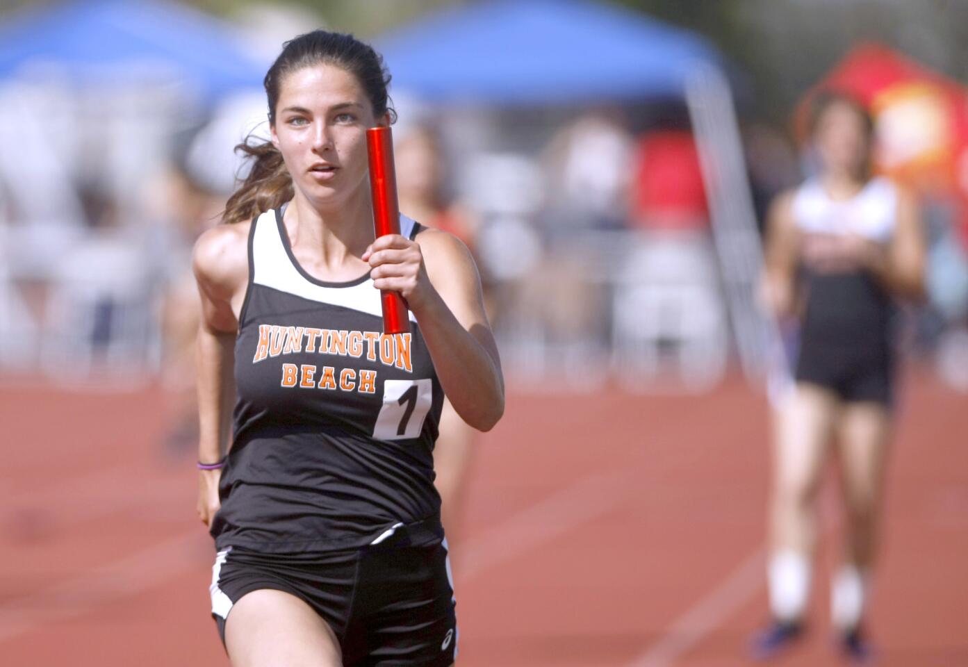 Photo Gallery: Beach Cities Invitational and Distance Carnival held at Huntington Beach High School