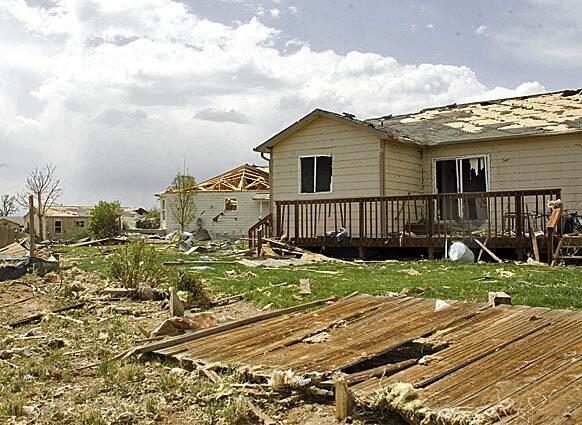 Tornado rips through N. Colorado
