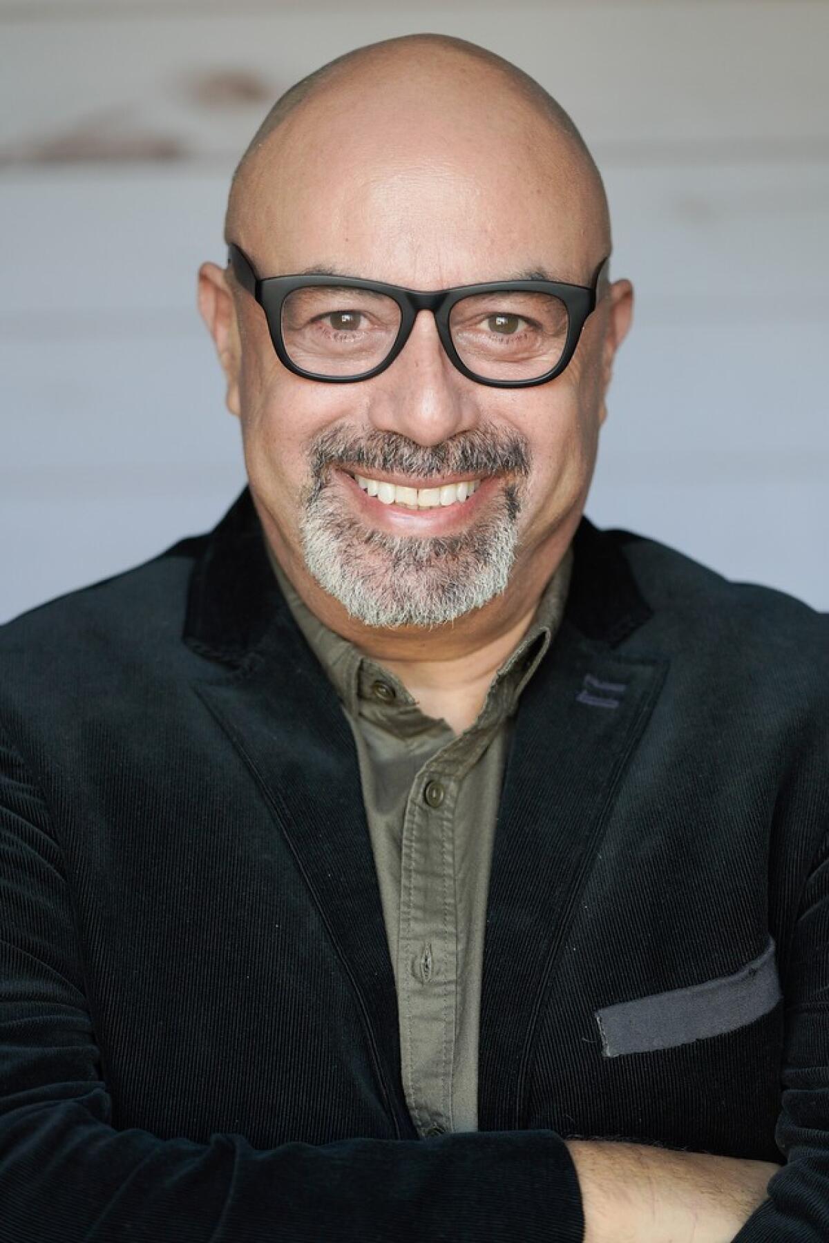 El dramaturgo Herbert Siguenza es de San Diego.