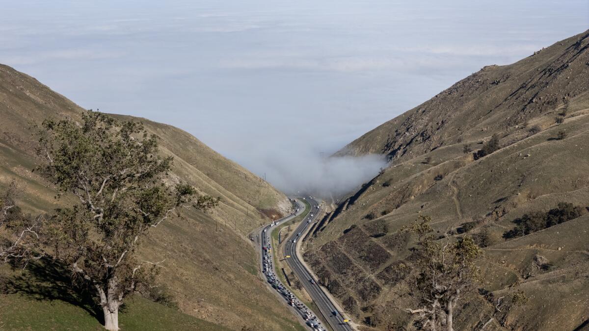 Stubborn clouds over Central California may bring record-cool December - Los Angeles Times