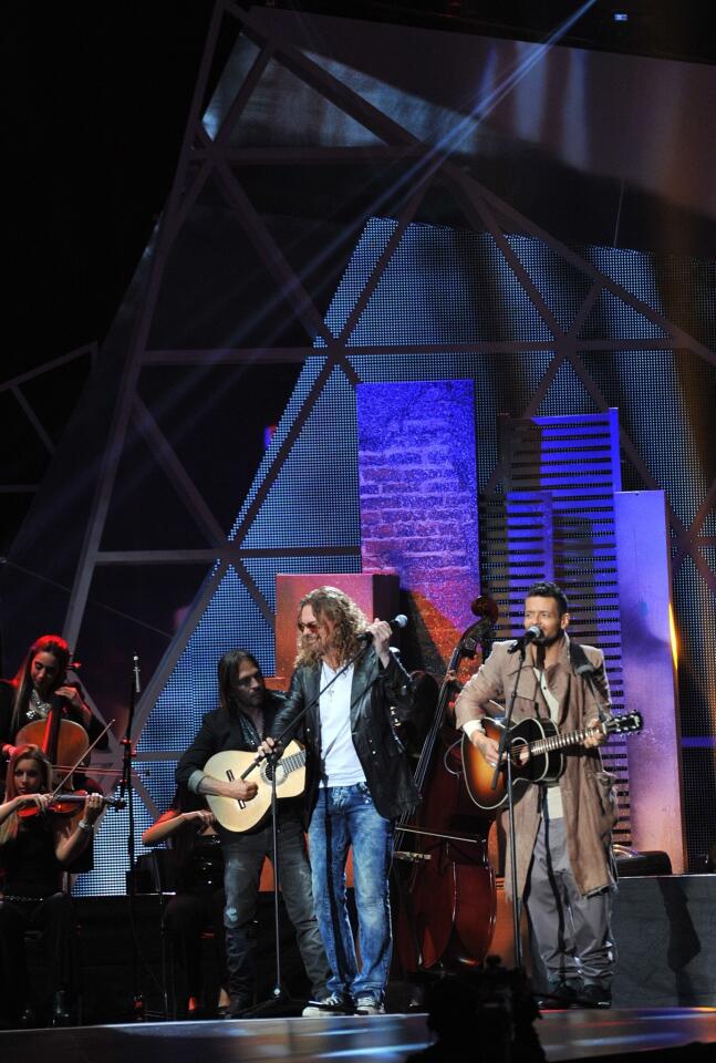 2013 Billboard Latin Music Awards - Show