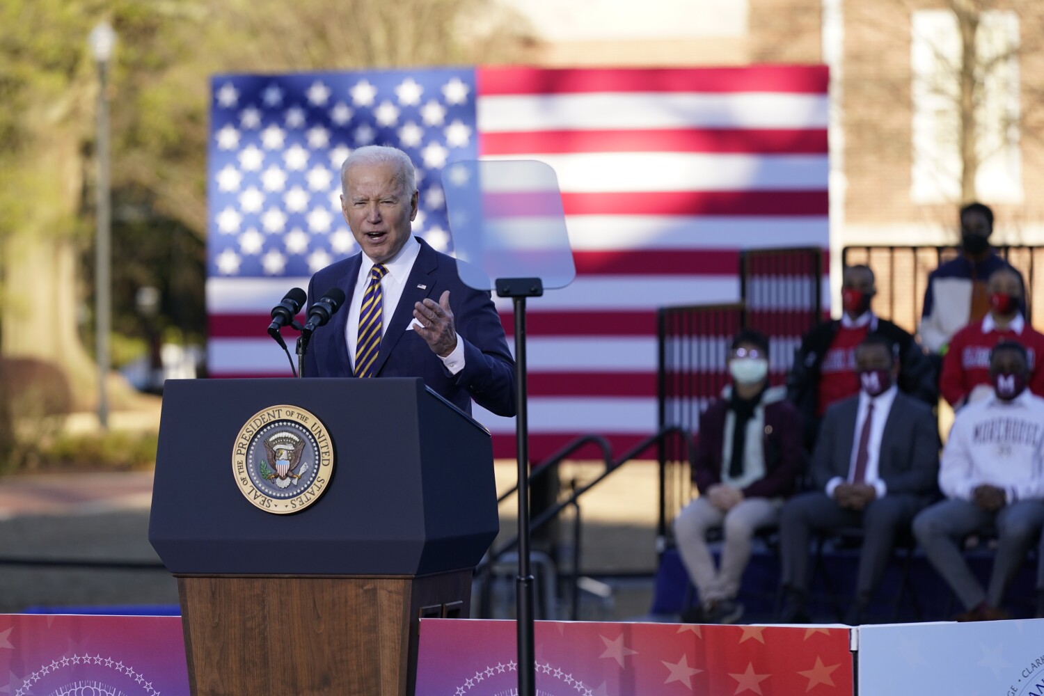 President Biden urges filibuster changes to protect voting rights thumbnail