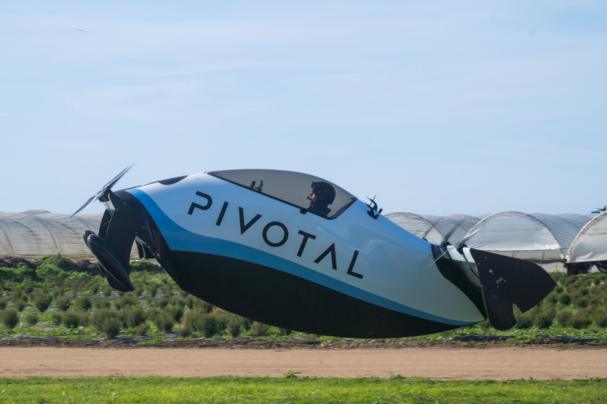 Pilot Aeddon Chipman launches the Pivotal BlackFly.
