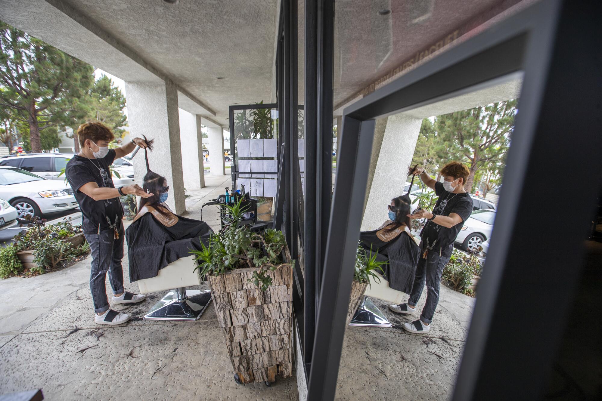 Haircuts in Fountain Valley