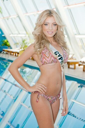Swimsuit: Miss Cyprus 2011 Andriani Karantoni