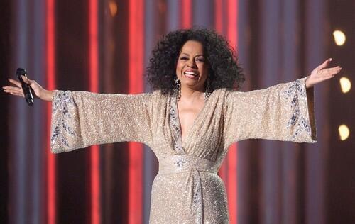 Diana Ross performs at the Nobel Peace Prize Concert 2008 at the Oslo Spektrum on December 11, 2008.