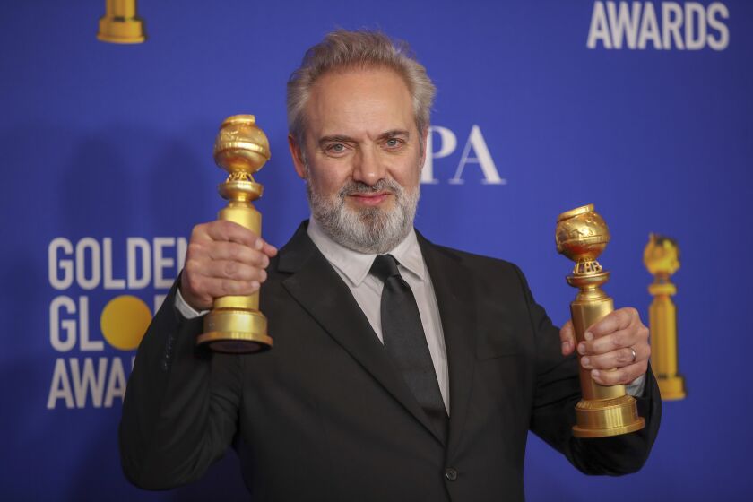 BEVERLY HILLS, CA-JANUARY 05: Sam Mendes in the photo deadline room at the 77th Golden Globe Awards at the Beverly Hilton on January 05, 2020 (Allen J. Schaben / Los Angeles Times)