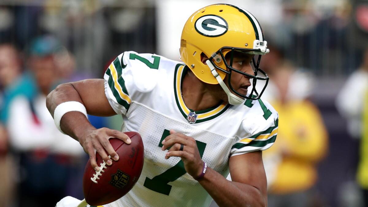 Green Bay Packers quarterback Brett Hundley (7) looks to throw the ball against the Minnesota Vikings during an NFL football game Sunday, Oct. 15, 2017, in Minneapolis.