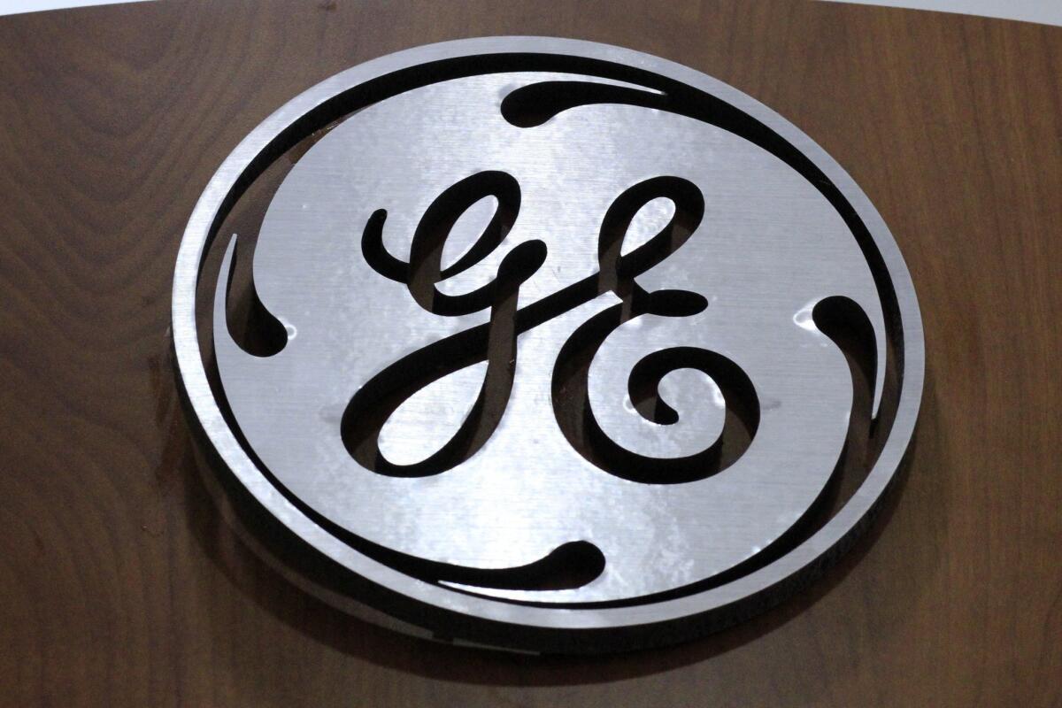 Investor Nelson Peltz said he had accumulated a $2.5 billion stake in GE.