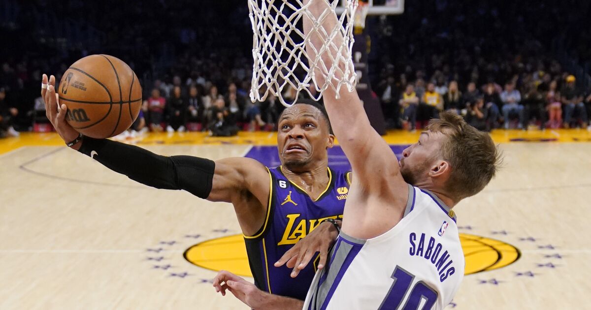 Les Lakers sont 2-10 mais ils ne sont peut-être pas encore au plus bas