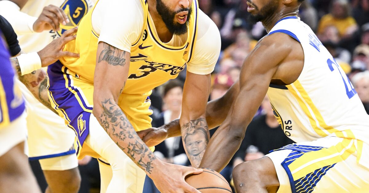 Warriors stave off elimination as Lakers’ Anthony Davis is injured in Game 5