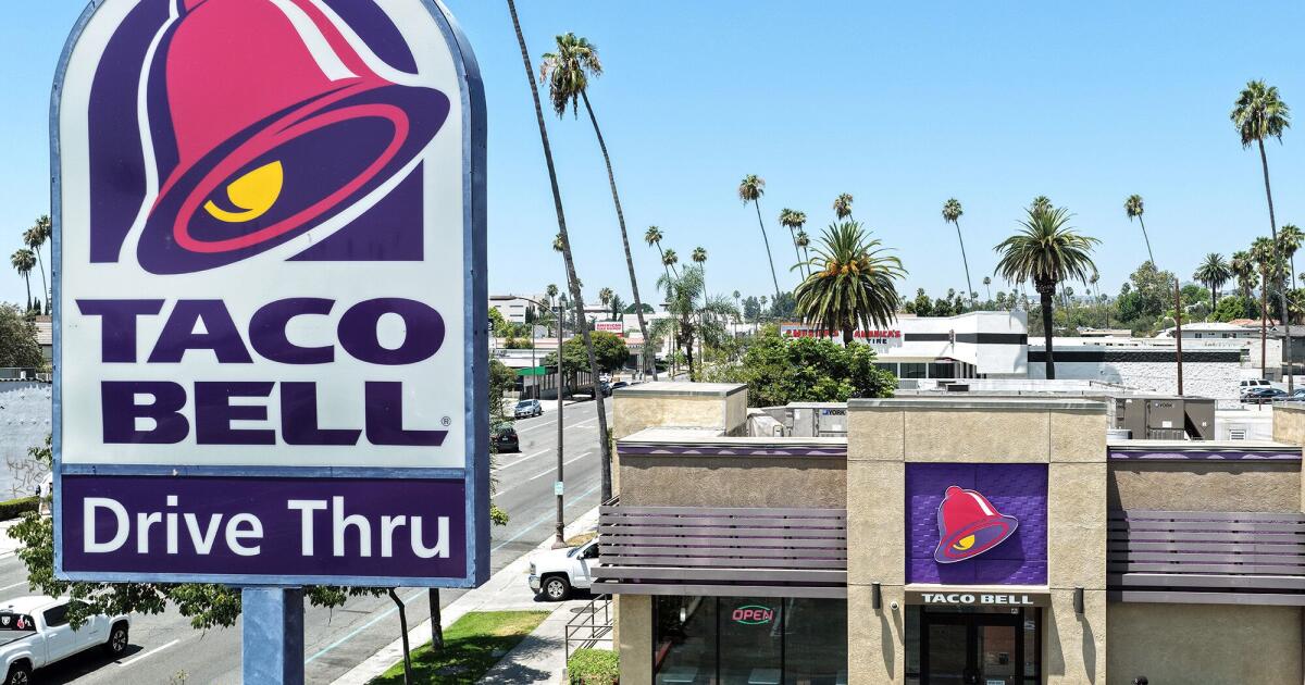 Taco Bell knew of parasite outbreak weeks before nationwide lettuce warning