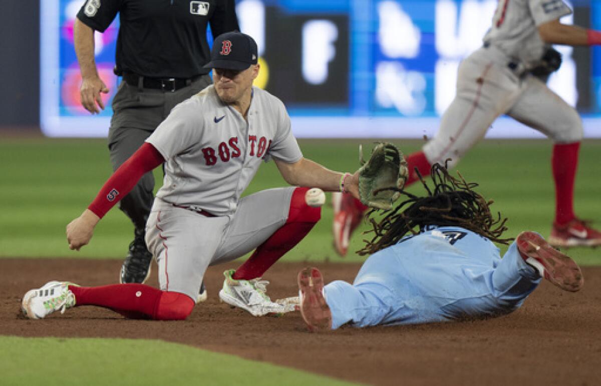 Red Sox: 3 roster moves Boston must make after trade deadline