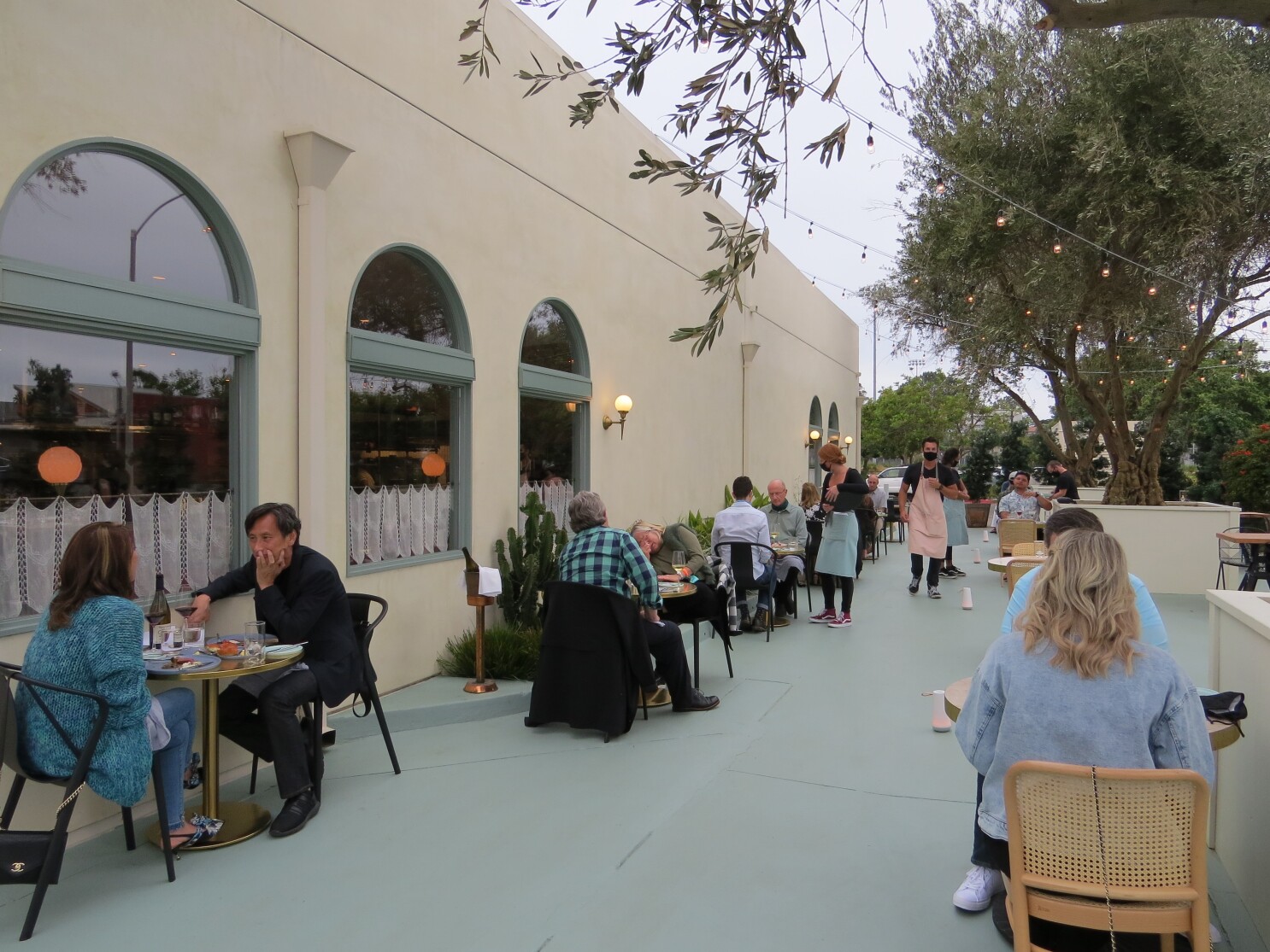 Owner Reinvents Upscale Jeune Et Jolie As All Outdoor Restaurant The San Diego Union Tribune