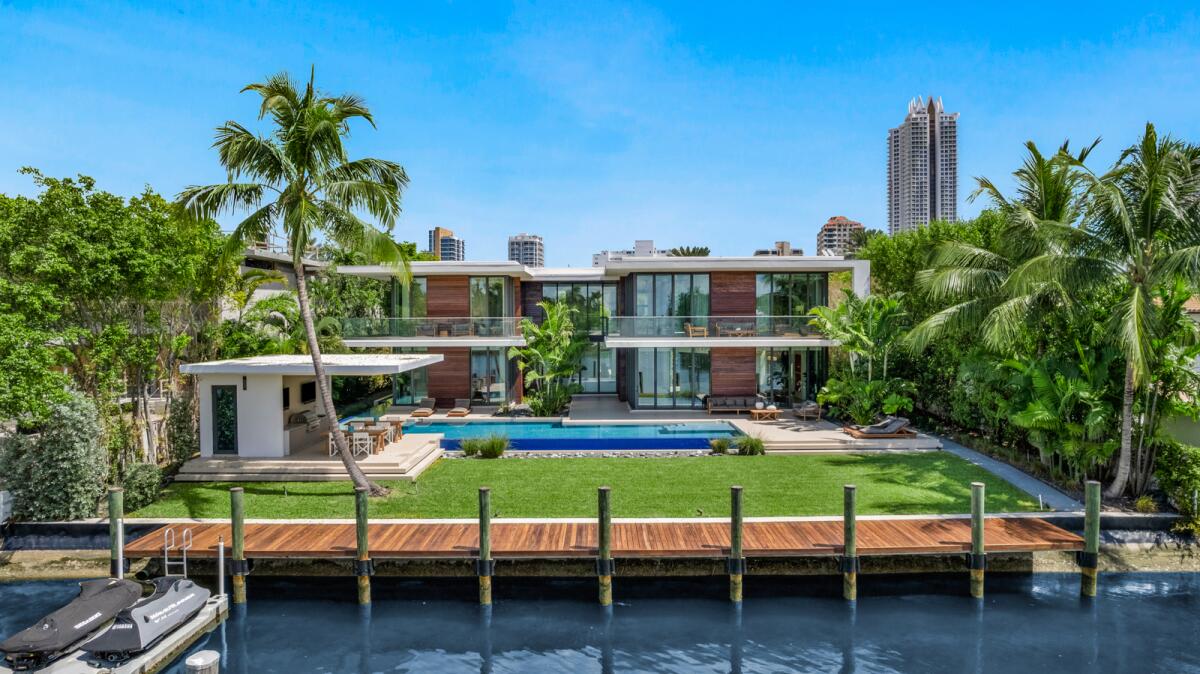 Spanning more than 10,000 square feet, the waterfront mansion claims 110 feet of frontage on Biscayne Bay.