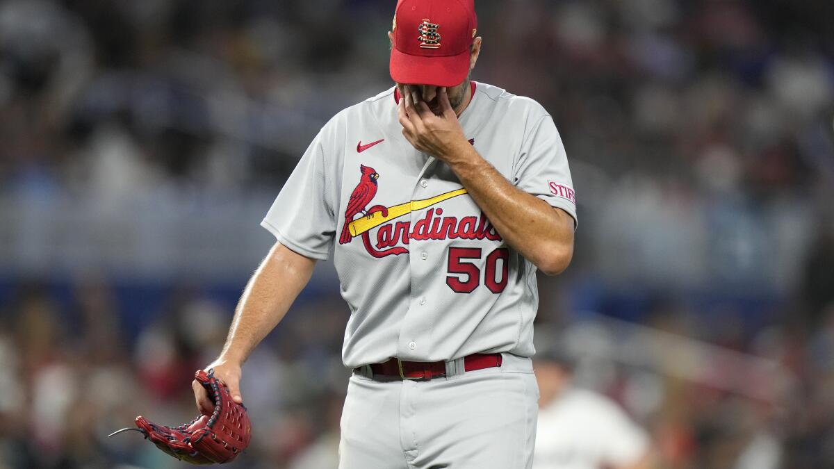 Cardinals place Adam Wainwright, Andrew Knizner on injured list - NBC Sports