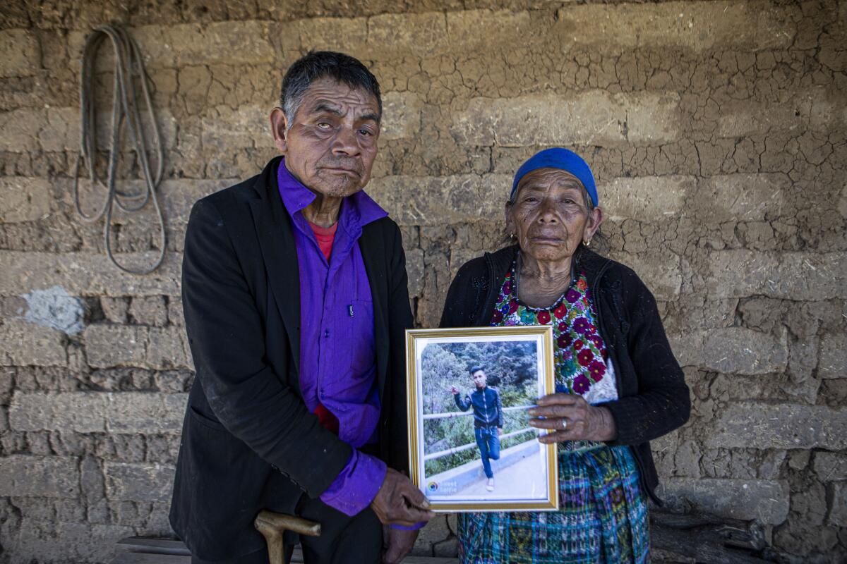 México: Policía en muerte de migrantes tenía negro historial